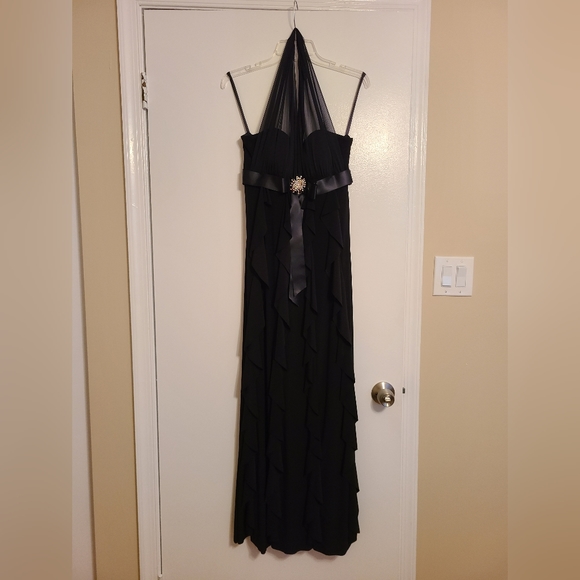 Betsy & Adam Formal Black Dress - Picture 4 of 9